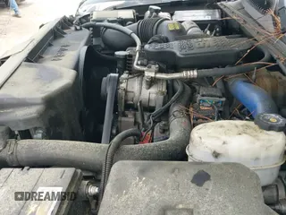 2003 Chevrolet Silverado 2500HD LS с VIN 1GCHK23133F207402, выставлен на аукционе IAAI как лот 42266010 с пробегом 340 257 миль миль и . История ставок и продаж доступна на DreamBid. Изображение 19.