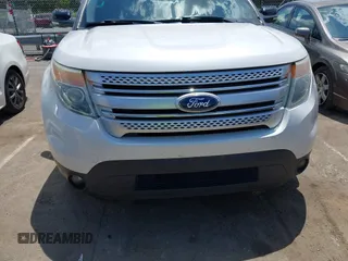 2013 Ford Explorer XLT z VIN 1FM5K7D83DGC28124, wystawiony jako IAAI lot #42331930 z przebiegiem 293 481 mil mil oraz . Historia ofert i sprzedaży dostępna na DreamBid. Obrazek 6.