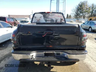 2000 GMC New Sierra 1500 SLE with VIN 2GTEK19T8Y1220957, listed as a Copart auction lot 47349405 with 145,039 mi miles and Salvage Title. Bid and sale history available at carsss.com. Image 6.