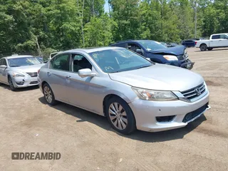 2013 Honda Accord Touring z VIN 1HGCR3F95DA041302, wystawiony jako IAAI lot #42609903 z przebiegiem 247 116 mil mil oraz . Historia ofert i sprzedaży dostępna na DreamBid. Obrazek 1.