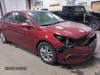 2016 Hyundai Sonata SE z VIN 5NPE24AFXGH264883, wystawiony jako IAAI lot #41091597 z przebiegiem 154 938 mil mil oraz . Historia ofert i sprzedaży dostępna na DreamBid. Obrazek 1.