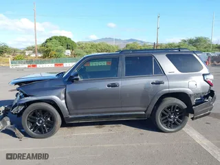2020 Toyota 4Runner SR5 with VIN JTEBU5JR3L5789920, listed as a IAAI auction lot 41189528 with 44,125 mi miles. Bid and sale history available at carsss.com. Image 15.