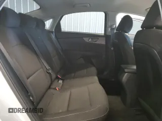 2021 Kia Forte FE with VIN 3KPF24ADXME269696, listed as a Copart auction lot 82281444 with 88,975 mi miles and Clean title. Bid and sale history available at DreamBid. Image 10.