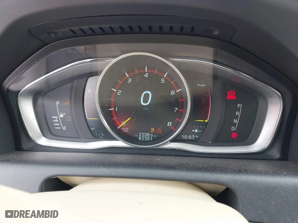 2016 Volvo XC60 T5 Drive-E Premier with VIN YV440MDK5G2796227, listed as a IAAI auction lot 41630864 with 82,251 mi miles. Bid and sale history available at carsss.com. Image 7.