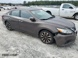 2017 Nissan Altima 2.5 SV with VIN 1N4AL3AP4HC213087, listed as a Copart auction lot 88796425 with 182,312 mi miles and Non Repairable. Bid and sale history available at carsss.com. Image 4.