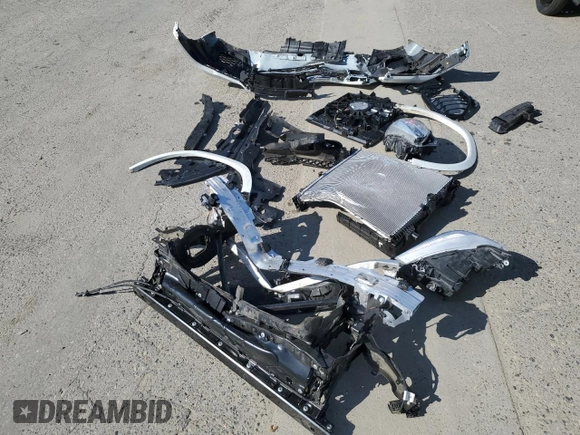2023 BMW X6 xDrive40i z VIN 5UXCY6C04P9P49005, wystawiony jako Copart lot #51974695 z przebiegiem 30 421 mil mil oraz Szkoda całkowita • Salvage title. Historia ofert i sprzedaży dostępna na DreamBid. Obrazek 13.