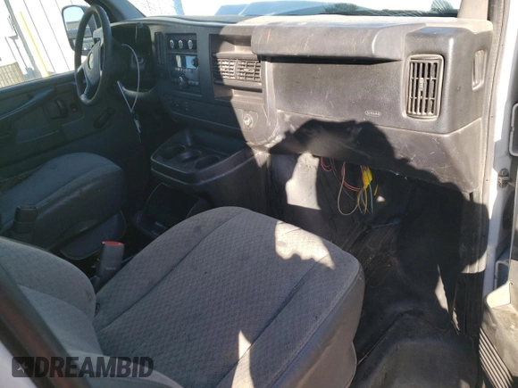 2010 Chevrolet Express Cargo with VIN 1GCZGFBA2A1167547, listed as a Copart auction lot 80991954 with 172,818 mi miles and Salvage title. Bid and sale history available at DreamBid. Image 8.