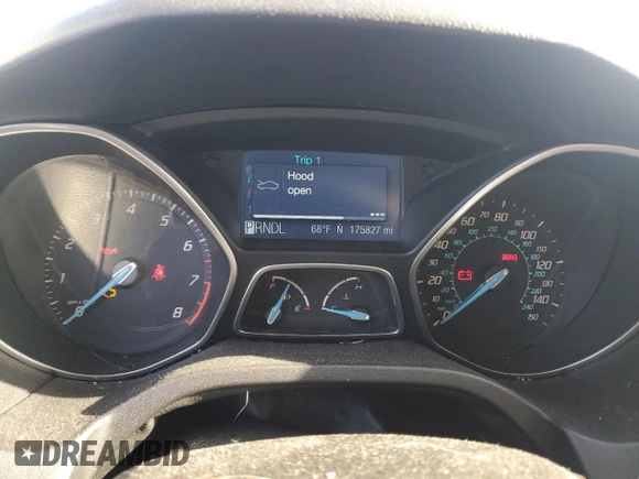 2012 Ford Focus SE z VIN 1FAHP3K26CL422264, wystawiony jako Copart lot #50735395 z przebiegiem 175 827 mil mil oraz Szkoda całkowita • Salvage title. Historia ofert i sprzedaży dostępna na DreamBid. Obrazek 9.