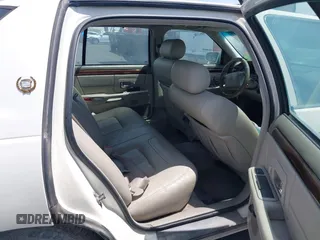 1999 Cadillac DeVille DHS z VIN 1G6KE54Y3XU714363, wystawiony jako IAAI lot #42257217 z przebiegiem 287 542 mil mil oraz . Historia ofert i sprzedaży dostępna na DreamBid. Obrazek 8.