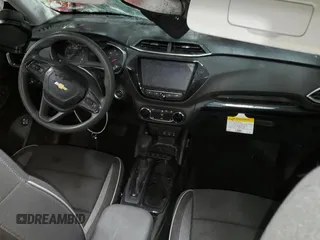 2021 Chevrolet TrailBlazer LT with VIN KL79MRSL1MB121862, listed as a Copart auction lot 50298075 with 48,561 mi miles and Salvage Title. Bid and sale history available at DreamBid. Image 8.