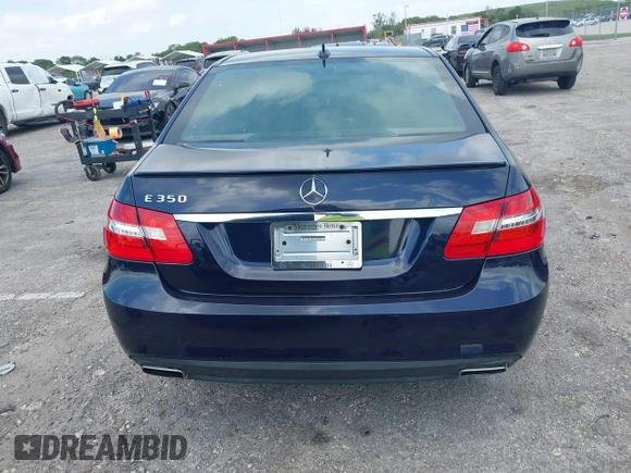 2010 Mercedes-Benz E 350 Luxury with VIN WDDHF5GB8AA083734, listed as a IAAI auction lot 42084306 with 141,838 mi miles and . Bid and sale history available at carsss.com. Image 17.