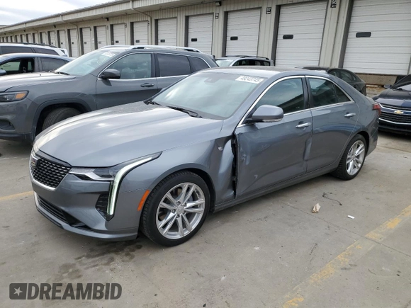 2021 Cadillac CT4 Luxury z VIN 1G6DA5RK1M0144276, wystawiony jako Copart lot #49243745 z przebiegiem 32 398 mil mil oraz Szkody całkowita. Historia ofert i sprzedaży dostępna na DreamBid. Obrazek 1.