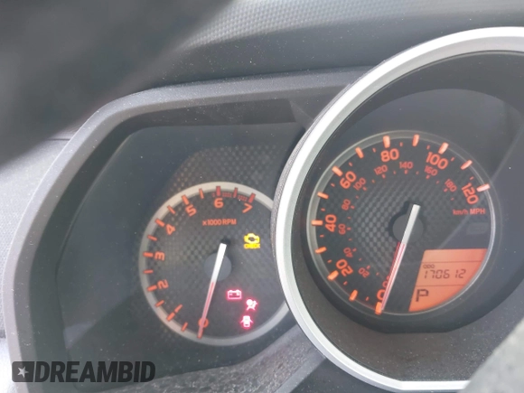 2012 Toyota 4Runner SR5 with VIN JTEZU5JR4C5036525, listed as a IAAI auction lot 42231827 with 170,612 mi miles and . Bid and sale history available at DreamBid. Image 15.
