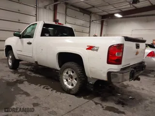 2013 Chevrolet Silverado 1500 LT with VIN 1GCNKSE02DZ169359, listed as a IAAI auction lot 41607634 with 215,431 mi miles. Bid and sale history available at carsss.com. Image 3.