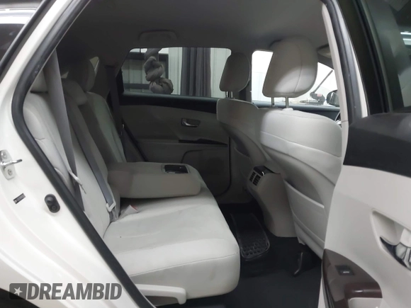 2009 Toyota Venza с VIN 4T3ZE11A79U012340, выставлен на аукционе IAAI как лот 41889831 с пробегом Не указан миль и . История ставок и продаж доступна на DreamBid. Изображение 8.