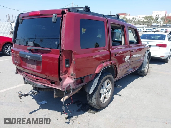 2007 Jeep Commander Sport z VIN 1J8HG48K97C530030, wystawiony jako IAAI lot #42471903 z przebiegiem 195 416 mil mil oraz . Historia ofert i sprzedaży dostępna na DreamBid. Obrazek 4.