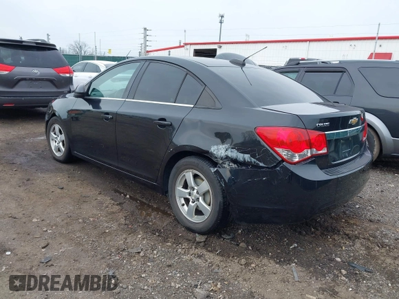 2016 Chevrolet Cruze Limited LT with VIN 1G1PE5SB2G7198568, listed as a IAAI auction lot 42011135 with 130,624 mi miles. Bid and sale history available at carsss.com. Image 3.