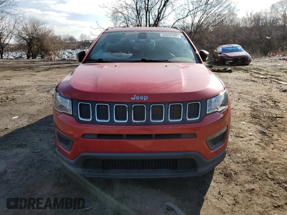 2018 Jeep Compass Sport with VIN 3C4NJCAB7JT102162, listed as a Copart auction lot 44654385 with 40,599 mi miles and Salvage Title. Bid and sale history available at carsss.com. Image 5.