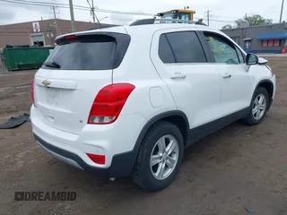 2020 Chevrolet Trax LT with VIN 3GNCJLSB9LL143621, listed as a IAAI auction lot 42253775 with 63,822 mi miles and . Bid and sale history available at DreamBid. Image 4.