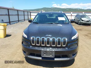 2016 Jeep Cherokee Latitude with VIN 1C4PJMCSXGW296586, listed as a IAAI auction lot 42686423 with 83,833 mi miles and . Bid and sale history available at DreamBid. Image 12.