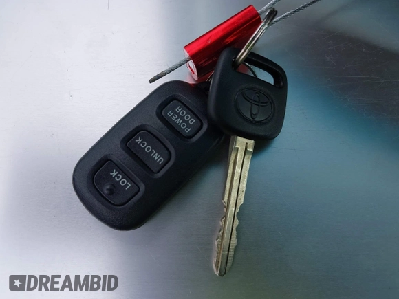 2002 Toyota Sienna LE with VIN 4T3ZF13C92U469670, listed as a IAAI auction lot 42141259 with 222,299 mi miles and . Bid and sale history available at DreamBid. Image 11.