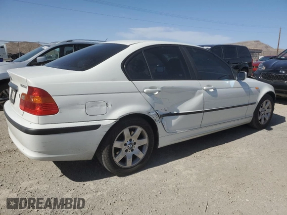2004 BMW 3 Series 325i with VIN WBAAZ33444KP86628, listed as a Copart auction lot 59494984 with 106,078 mi miles and Salvage Title. Bid and sale history available at carsss.com. Image 3.