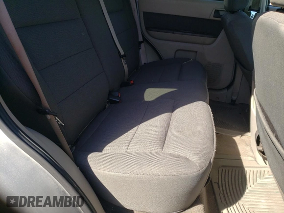 2009 Ford Escape Hybrid with VIN 1FMCU59309KA99802, listed as a Copart auction lot 76239904 with 109,711 mi miles and Non repairable. Bid and sale history available at DreamBid. Image 10.