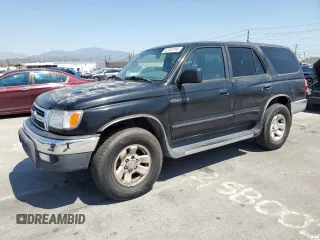 2000 Toyota 4Runner SR5 with VIN JT3GN86R3Y0158434, listed as a Copart auction lot 52432195 with 231,432 mi miles and Clean Title. Bid and sale history available at DreamBid. Image 1.