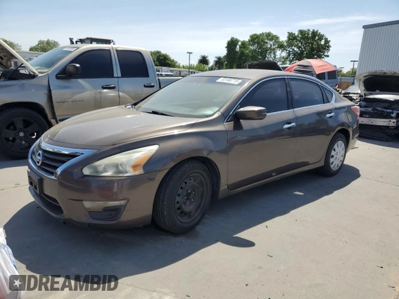 2013 Nissan Altima S with VIN 1N4AL3AP4DN519849, listed as a Copart auction lot 53166715 with 210,407 mi miles and Salvage Title. Bid and sale history available at DreamBid. Image 1.