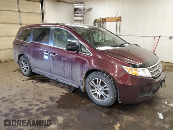 2013 Honda Odyssey EX-L with VIN 5FNRL5H60DB047072, listed as a Copart auction lot 45495415 with 161,028 mi miles and Salvage Title. Bid and sale history available at DreamBid. Image 4.