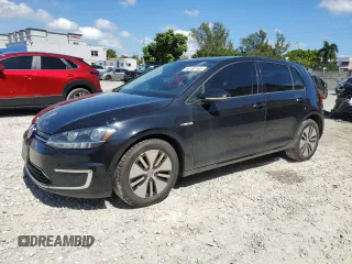2017 Volkswagen Golf SE с VIN WVWKR7AU1HW950627, выставлен на аукционе Copart как лот 46789165 с пробегом 43 460 миль миль и Списание • Salvage title. История ставок и продаж доступна на DreamBid. Изображение 1.
