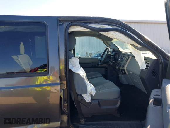 2016 Ford F-250 Lariat with VIN 1FT7W2BT7GEB05597, listed as a IAAI auction lot 41208004 with 129,956 mi miles and . Bid and sale history available at DreamBid. Image 5.