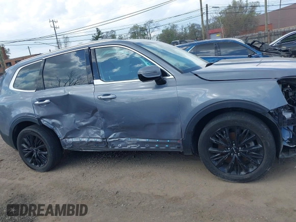 2022 Kia Telluride SX with VIN 5XYP5DHCXNG312382, listed as a IAAI auction lot 42129635 with 28,637 mi miles and . Bid and sale history available at DreamBid. Image 13.