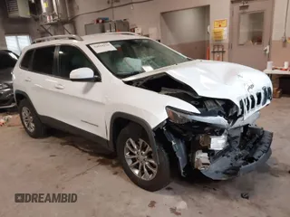 2019 Jeep Cherokee Latitude Plus with VIN 1C4PJMLB1KD254697, listed as a IAAI auction lot 42018110 with 174,222 mi miles. Bid and sale history available at carsss.com. Image 1.