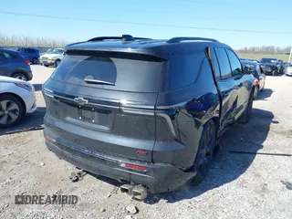 2024 Chevrolet Traverse AWD RS z VIN 1GNEVLKSXRJ204147, wystawiony jako IAAI lot #41998829 z przebiegiem 20 058 mil mil oraz . Historia ofert i sprzedaży dostępna na DreamBid. Obrazek 4.
