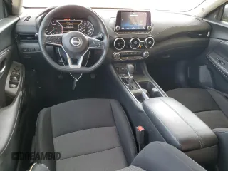 2024 Nissan Sentra SV z VIN 3N1AB8CV8RY220741, wystawiony jako Copart lot #61267055 z przebiegiem 53 318 mil mil oraz Szkoda całkowita • Salvage title. Historia ofert i sprzedaży dostępna na DreamBid. Obrazek 8.