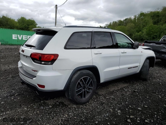 2019 Jeep Grand Cherokee Trailhawk with VIN 1C4RJFLT9KC645955, listed as a Copart auction lot 54549864 with 45,188 mi miles. Bid and sale history available at carsss.com. Image 3.