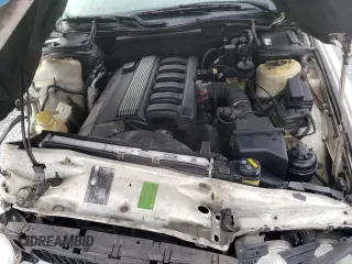 1995 BMW 5 Series 525i z VIN WBAHD6326SGK83552, wystawiony jako Copart lot #45245825 z przebiegiem 181 607 mil mil oraz Szkoda całkowita • Salvage title. Historia ofert i sprzedaży dostępna na DreamBid. Obrazek 12.