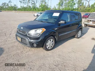2013 Kia Soul with VIN KNDJT2A58D7591449, listed as a IAAI auction lot 42236932 with 104,012 mi miles and . Bid and sale history available at DreamBid. Image 2.