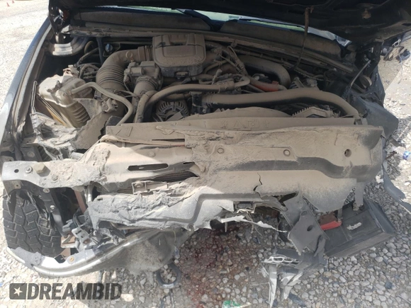 2011 GMC Sierra 2500HD SLE z VIN 1GT120C88BF155136, wystawiony jako Copart lot #68786234 z przebiegiem Nie podano mil oraz Szkoda całkowita • Salvage title. Historia ofert i sprzedaży dostępna na DreamBid. Obrazek 11.