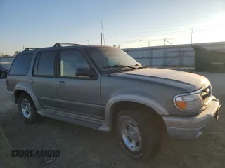 2001 Ford Explorer Eddie Bauer with VIN 1FMZU84P01UB51671, listed as a Copart auction lot 82465744 with 127,592 mi miles and Clean title. Bid and sale history available at DreamBid. Image 4.