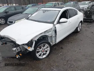 2018 Jaguar XE 25t Premium with VIN SAJAD4FX8JCP24380, listed as a IAAI auction lot 41423753 with 90,623 mi miles. Bid and sale history available at carsss.com. Image 2.