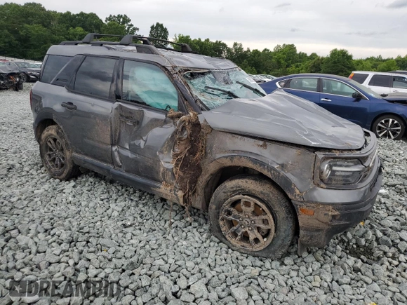 2021 Ford Bronco Sport Big Bend z VIN 3FMCR9B68MRB03838, wystawiony jako Copart lot #58969805 z przebiegiem 106 755 mil mil oraz Szkoda całkowita • Salvage title. Historia ofert i sprzedaży dostępna na DreamBid. Obrazek 4.