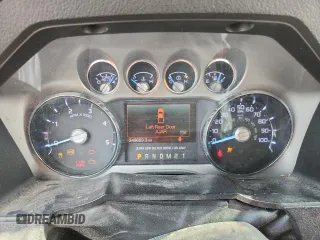 2012 Ford F-250 XL z VIN 1FT7W2BT5CEB28239, wystawiony jako Copart lot #57603985 z przebiegiem 348 663 mil mil oraz Nie do naprawy • Non repairable. Historia ofert i sprzedaży dostępna na DreamBid. Obrazek 9.