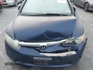 2006 Honda Civic LX z VIN 1HGFA16526L129544, wystawiony jako IAAI lot #42391680 z przebiegiem 98 225 mil mil oraz . Historia ofert i sprzedaży dostępna na DreamBid. Obrazek 10.