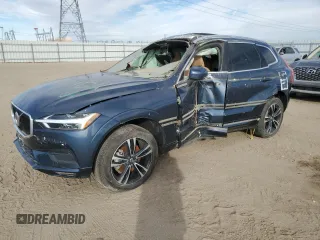 2020 Volvo XC60 Momentum z VIN YV4102DK1L1504211, wystawiony jako Copart lot #85615604 z przebiegiem 7 mil mil oraz Czysty tytuł • Clean title. Historia ofert i sprzedaży dostępna na DreamBid. Obrazek 1.