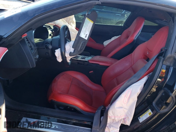 2016 Chevrolet Corvette 3LT z VIN 1G1YF2D73G5118201, wystawiony jako Copart lot #83560824 z przebiegiem Nie podano mil oraz Szkoda całkowita • Salvage title. Historia ofert i sprzedaży dostępna na DreamBid. Obrazek 7.