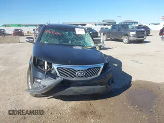 2013 Kia Sorento LX with VIN 5XYKT4A2XDG371836, listed as a IAAI auction lot 41691256 with 1 mi miles. Bid and sale history available at carsss.com. Image 11.