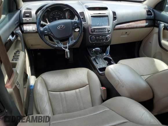 2014 Kia Sorento EX with VIN 5XYKU4A78EG483092, listed as a Copart auction lot 60978335 with 151,327 mi miles and Clean title. Bid and sale history available at DreamBid. Image 8.