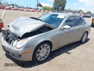 2007 Mercedes-Benz E 350 z VIN WDBUF56X57A995752, wystawiony jako IAAI lot #42249560 z przebiegiem 215 477 mil mil oraz . Historia ofert i sprzedaży dostępna na DreamBid. Obrazek 2.